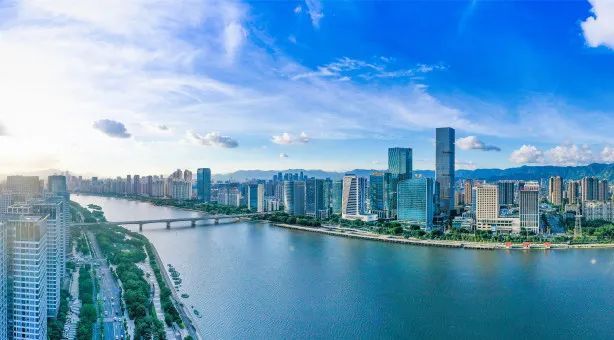 从闽江三桥到八闽宏图看建设银行的“善建”足MK体育迹(图1)