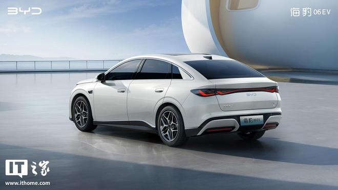比亚迪海豹 06EV 开启预订：售价 12 万-15 万元MK体育(图3)