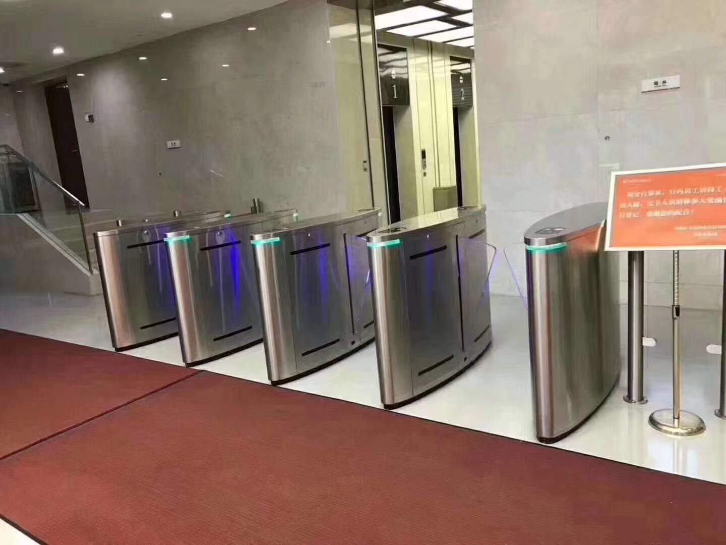 MK体育浙江蔬菜博览会临时闸机租赁 智能通道闸机快速搭建使用 浩蕴智能通道闸(图1)