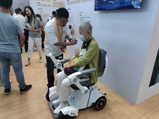 MK体育打造大湾区康养产业新高地南沙发布智慧养老综合场景清单(图1)