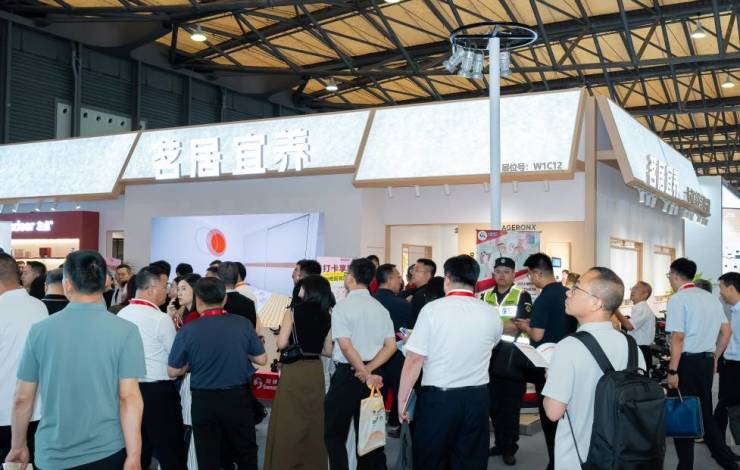 宜路相伴康养未来茗居宜养沉浸式居家养老展厅惊艳亮相2026上海老博会!MK体育(图1)
